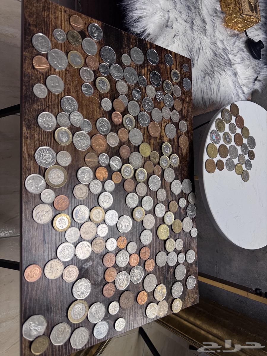 مجموعة نادرة من العملات الأجنبية المعدنية برطانيا وكندا وغي63672857864578110