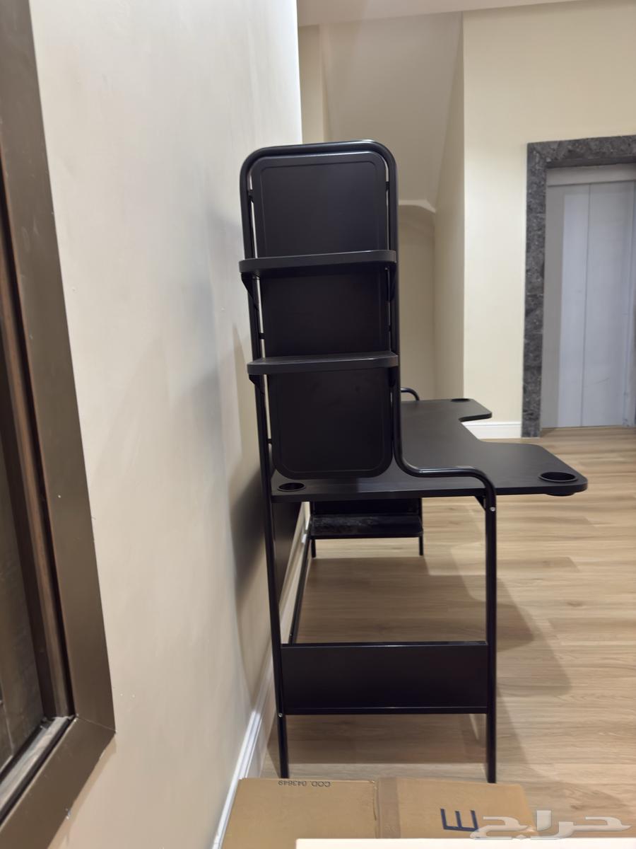 IKEA gaming table63667808055043111