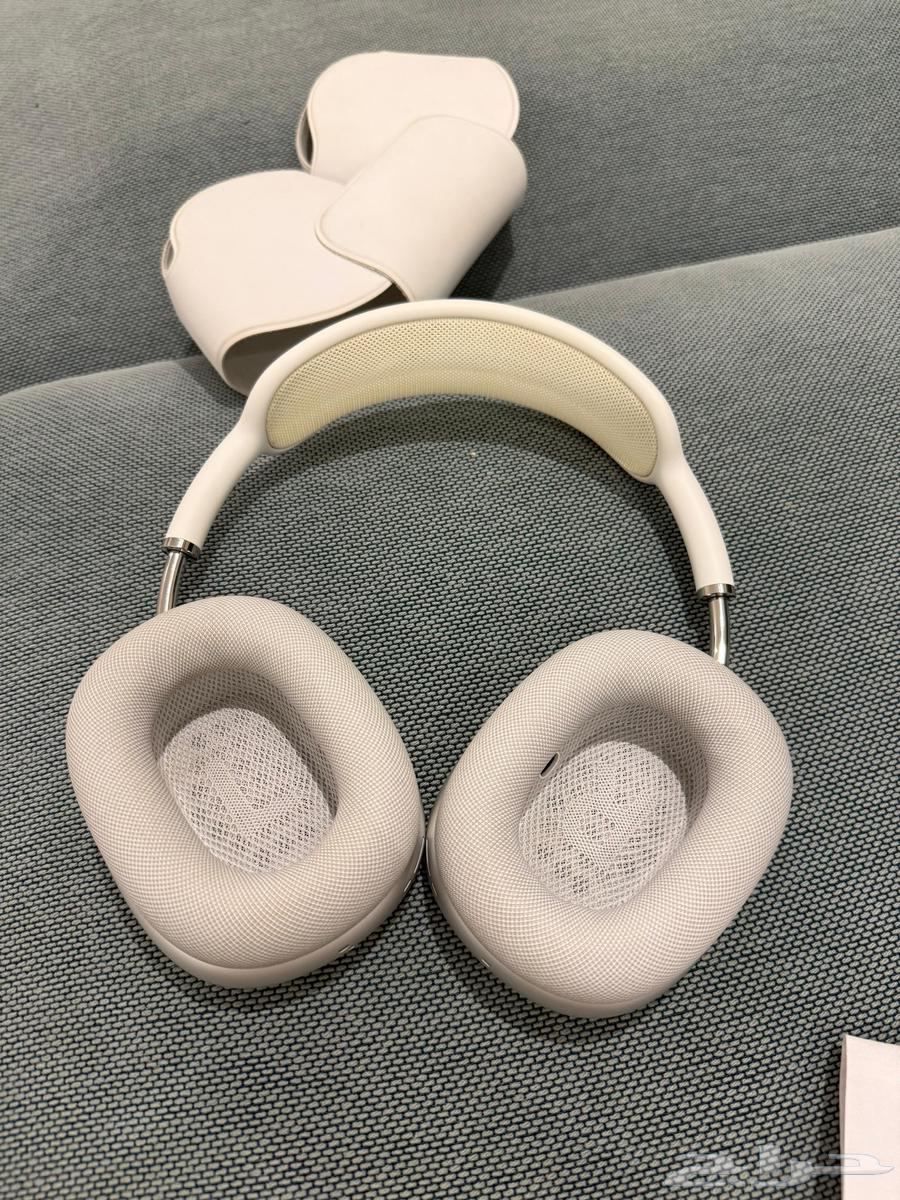 AirPods Max headphones63667809530883111
