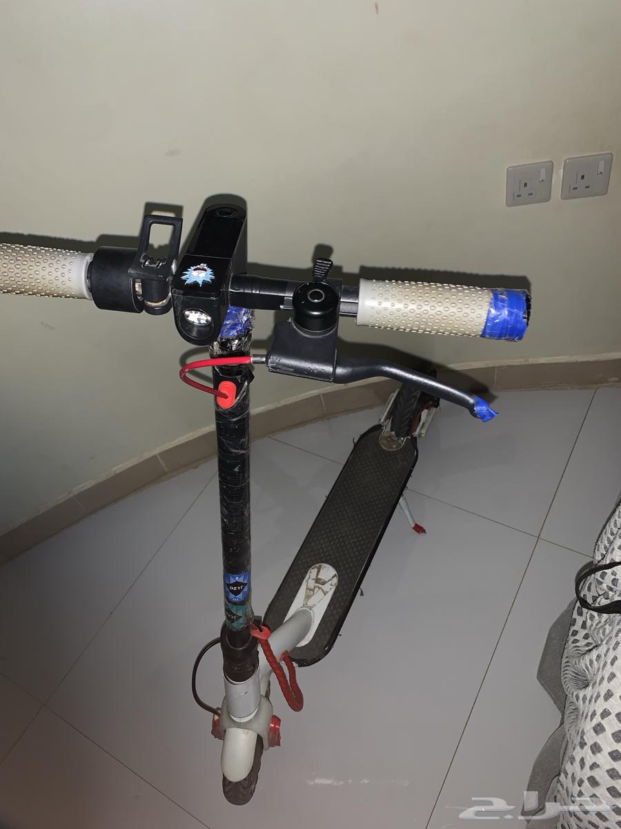 New scooter drives 45, new tires, but rear fender broken63674634900226113