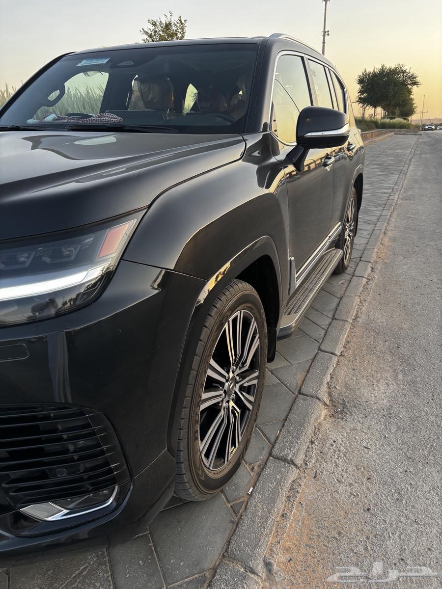 Lexus LX202563617985628547112