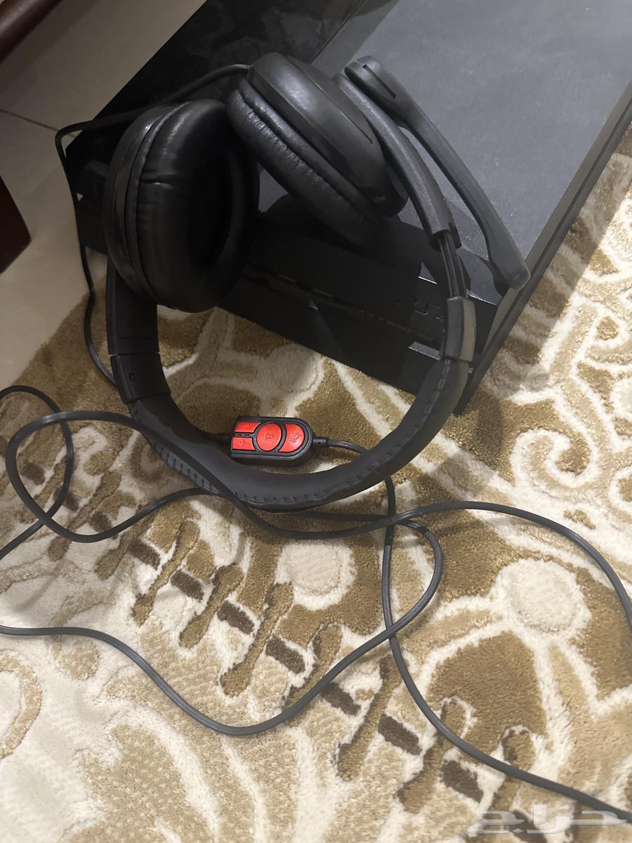 A new steam device for floors and cabinets, used twice. And a plastic device63672087122689112