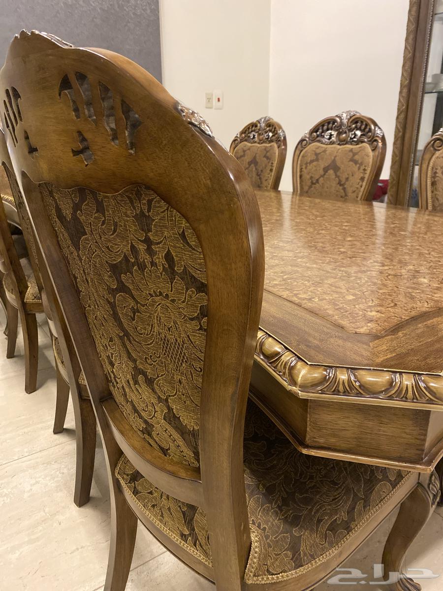 طاوله طعام بطابع فاخر نظيفه63670532712961111