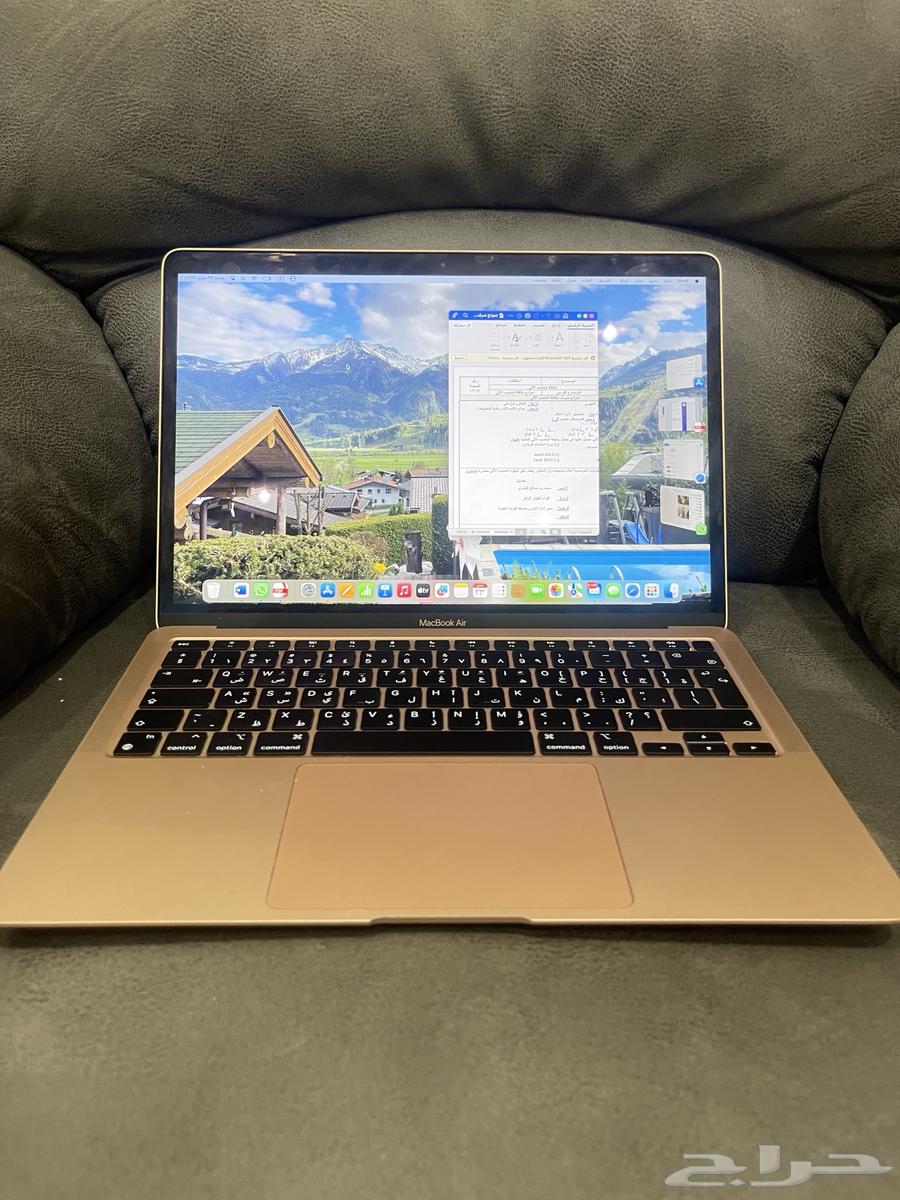 13-inch MacBook with M1 Chip 1 MacBook63670000755074110