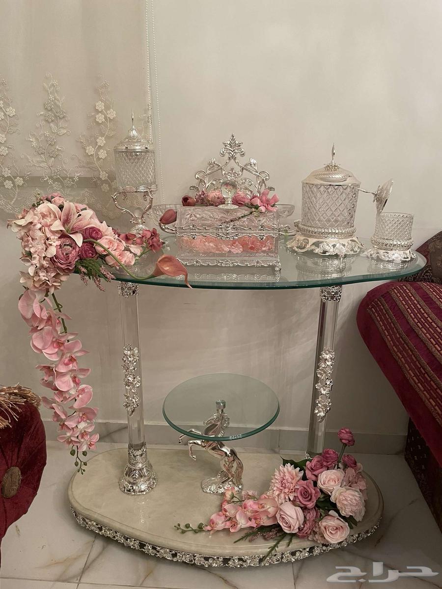 عربية شبكة فضية نظيفة وجديدة63670970438915110