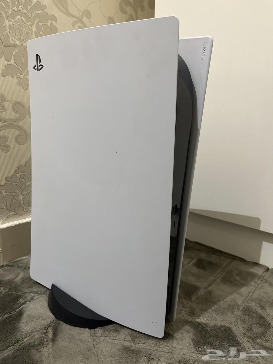 Used Clean PlayStation 5 with Disc Drive Controller Included at Best Price63675425059202110