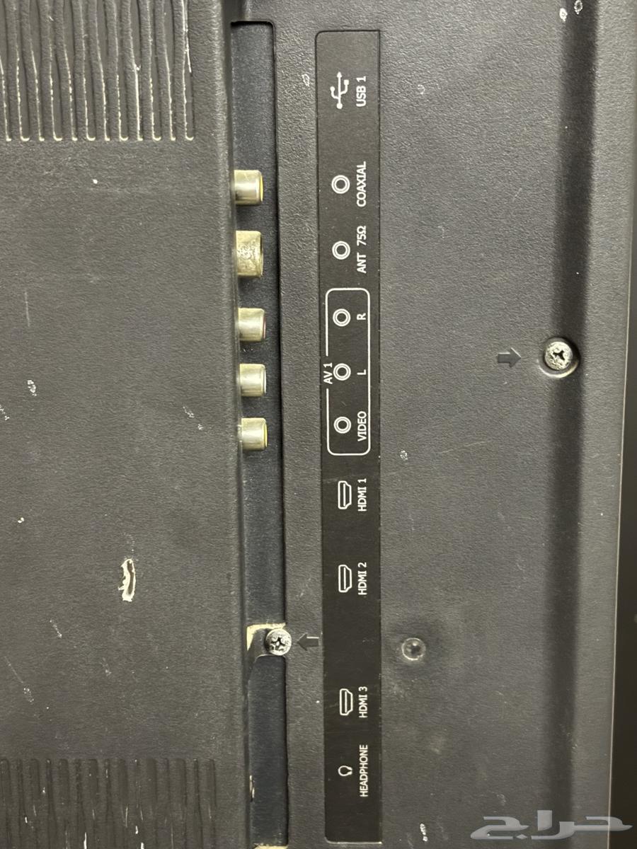 Two screens for sale63674370385282112
