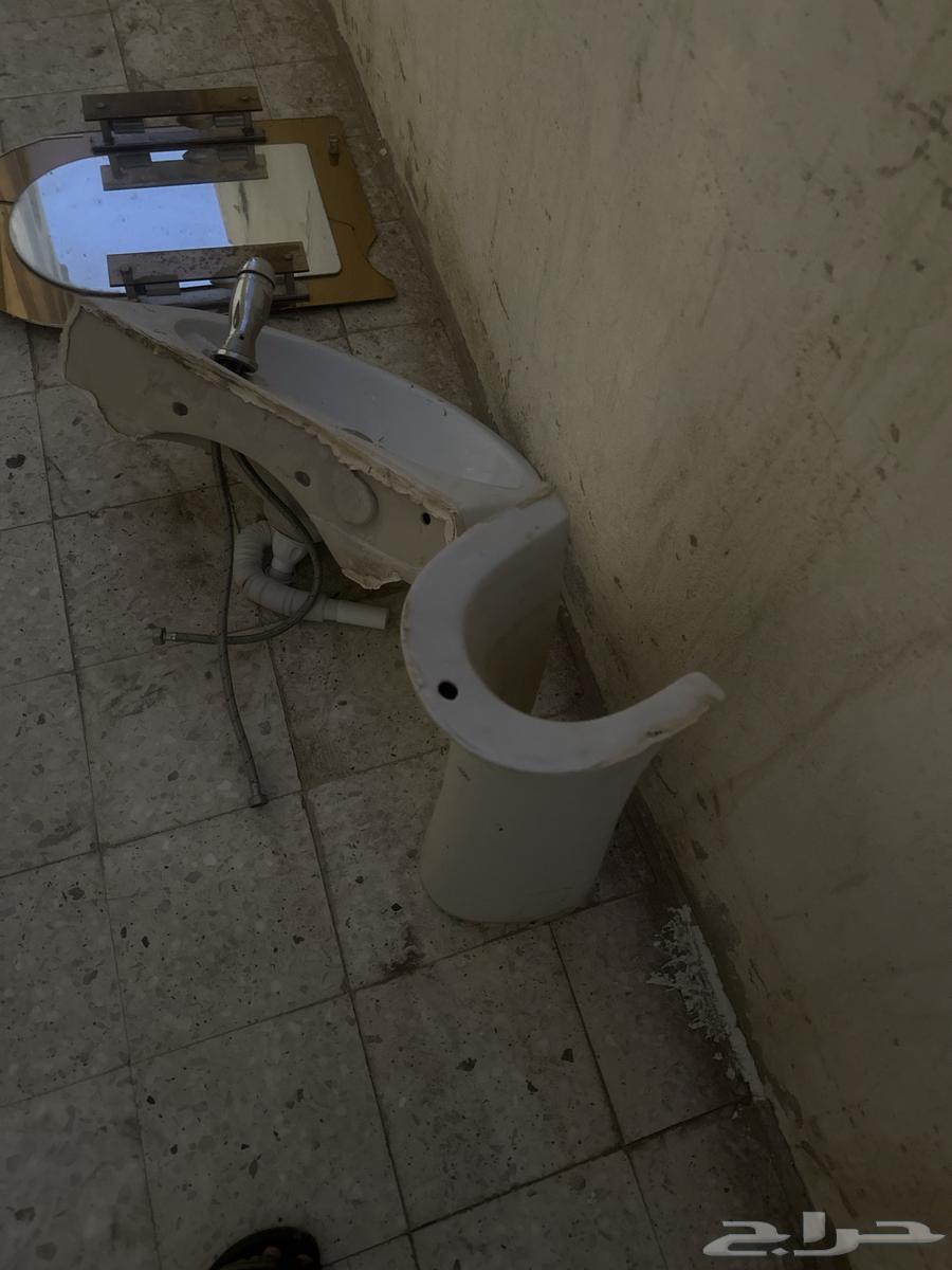Used ceramic sink63673280203777111