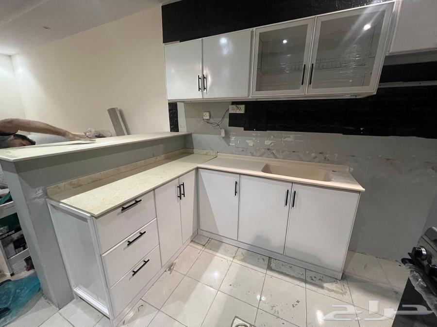 Kitchen, washing machine, and sofa63671498140163113
