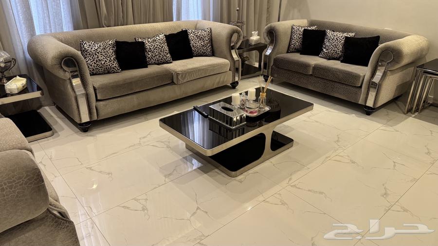 كنب للبيع خيالي وراقي ونظيف جدا63672343756673110