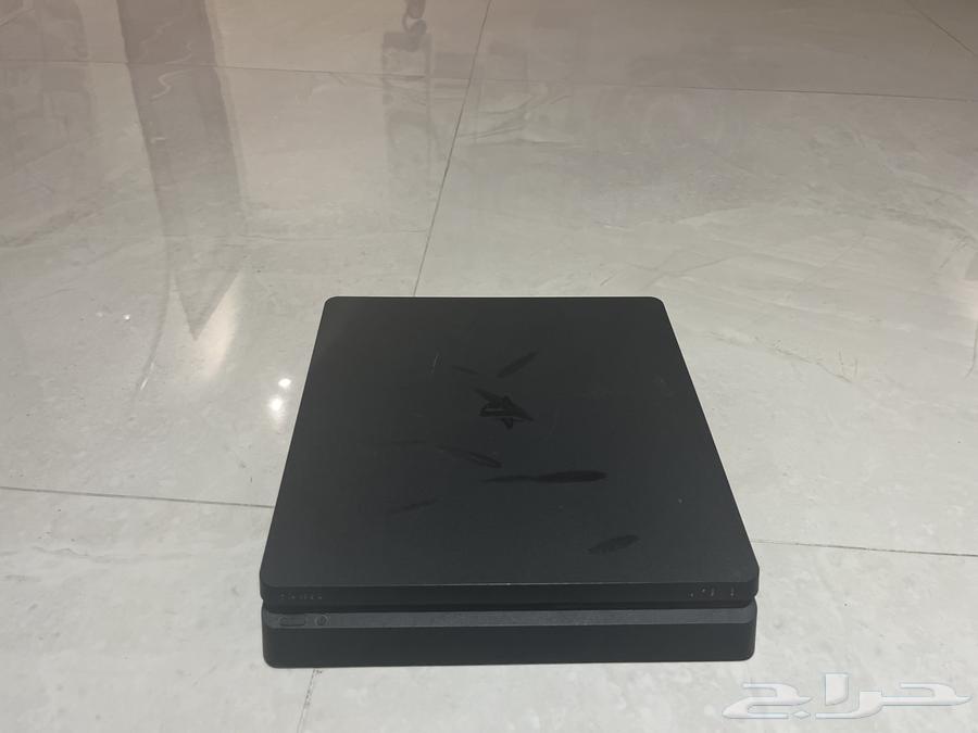 Sony 4 clean with wired controller priced at 300 SAR63673742652801112