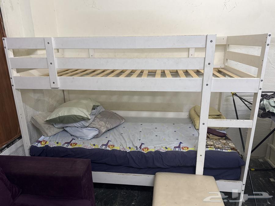 سرير اطفال دورين بحالة جيدة63675244723842110