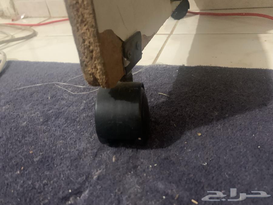 طاولة قوية مستعمله63672347754241114
