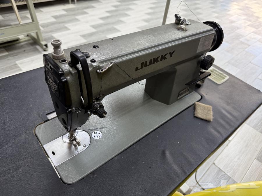 Sewing machine 2 for sale63671912004482110