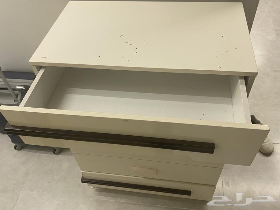 Sofa and drawer63671413902083114