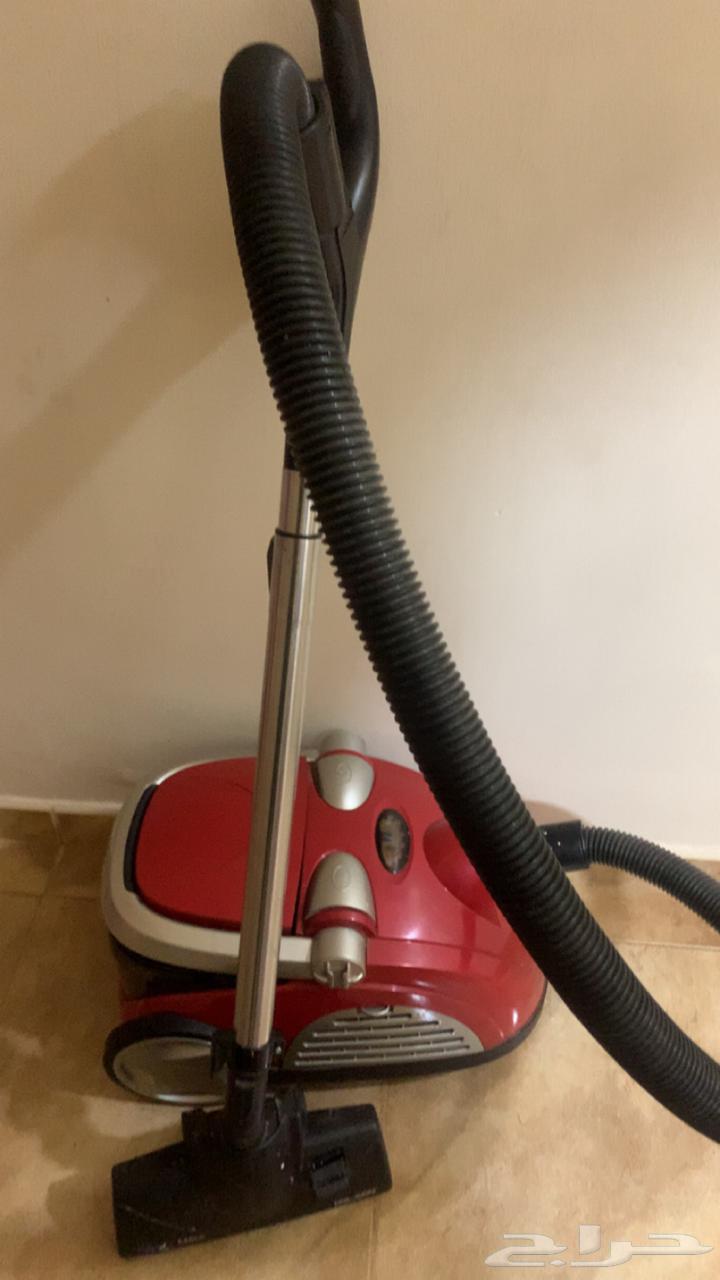 Electric vacuum cleaner63668290330498110