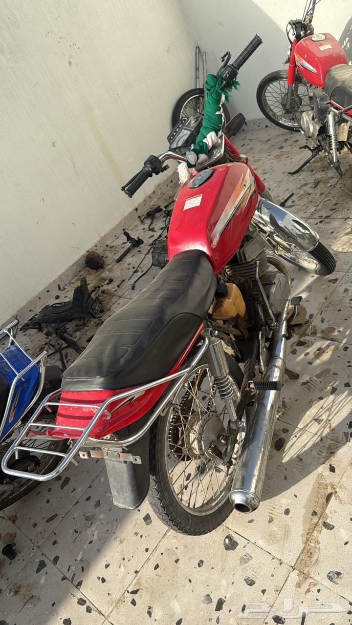 I want an AX100 motorcycle chassis with a customs document matching the chassis number63716257323523111