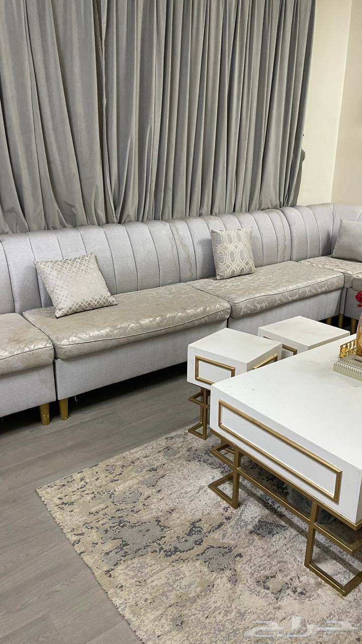 Sofa with white tables63671493831427111