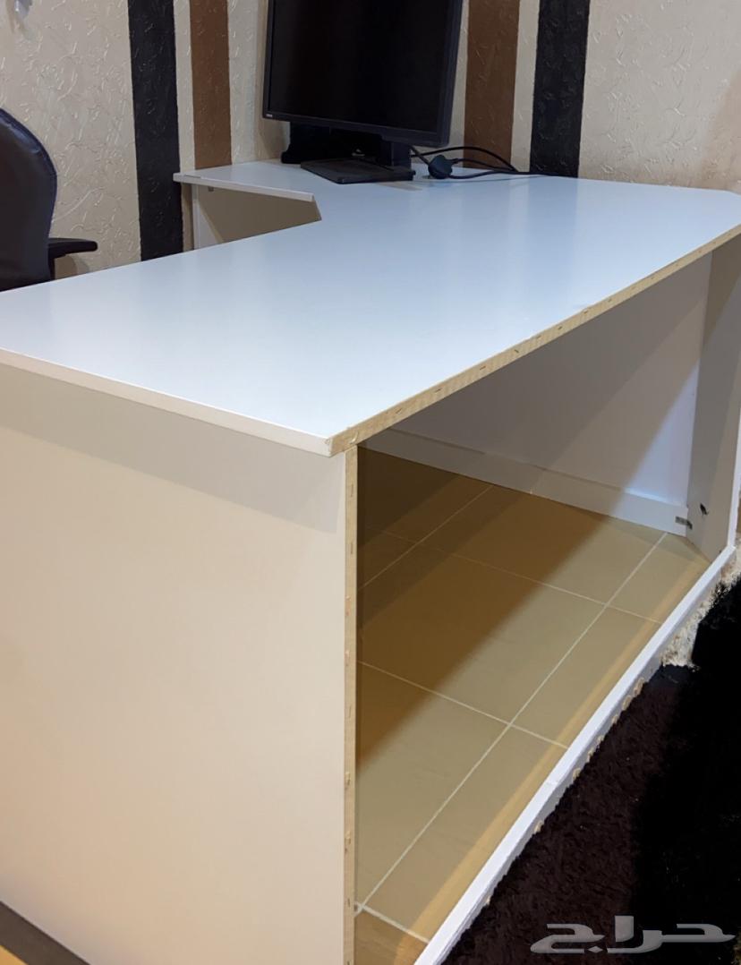 Coffee table or desk63673070043137113