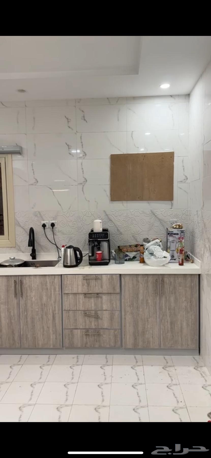 New Italian kitchen for sale with oven and refrigerator63671493804547110