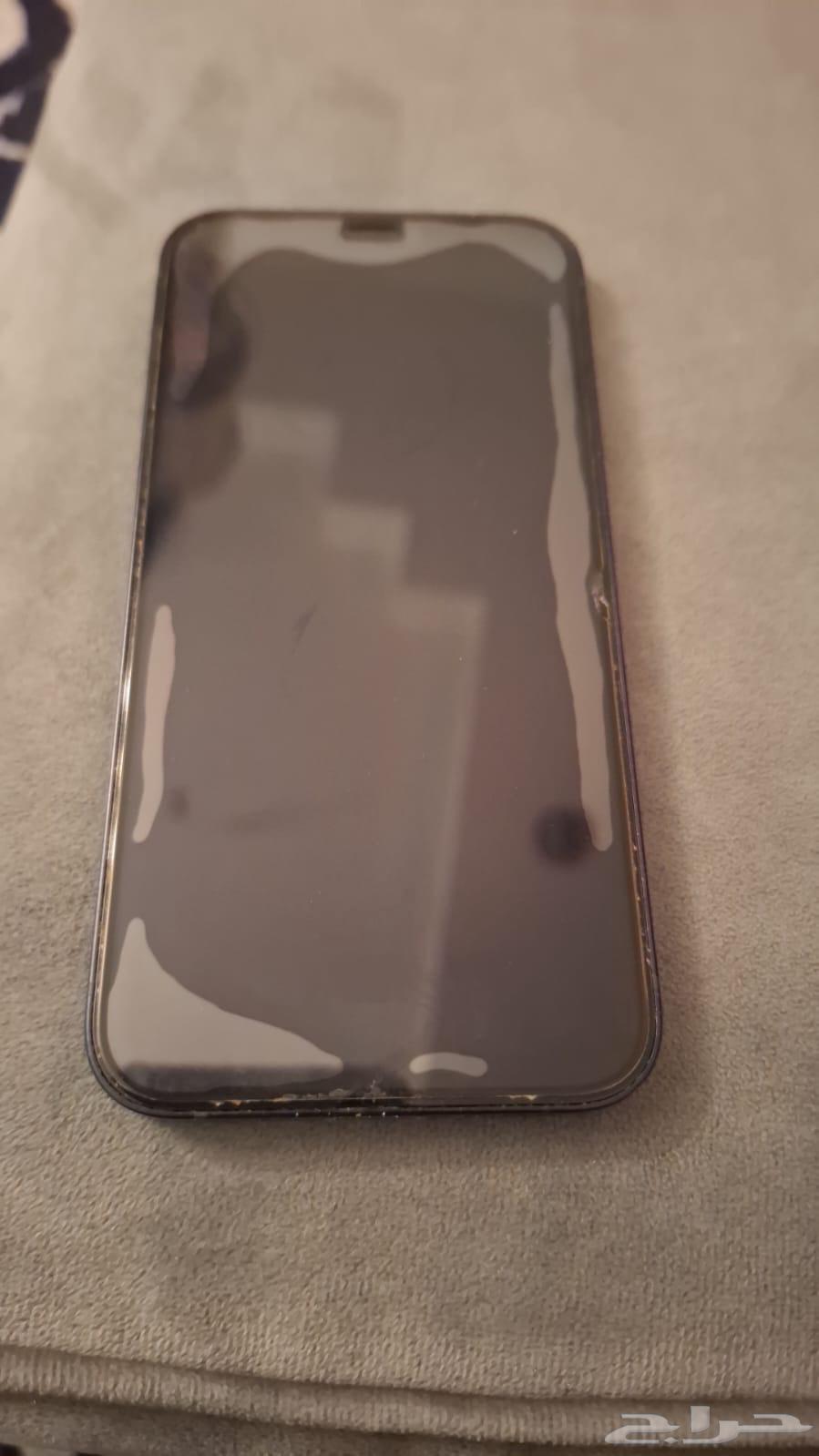 للبيع آيفون 12 نظيف جدا63671667020419111