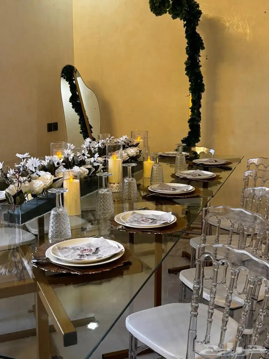 Two dining tables and two buffet tables with 17 Ercilik chairs63668823999617112