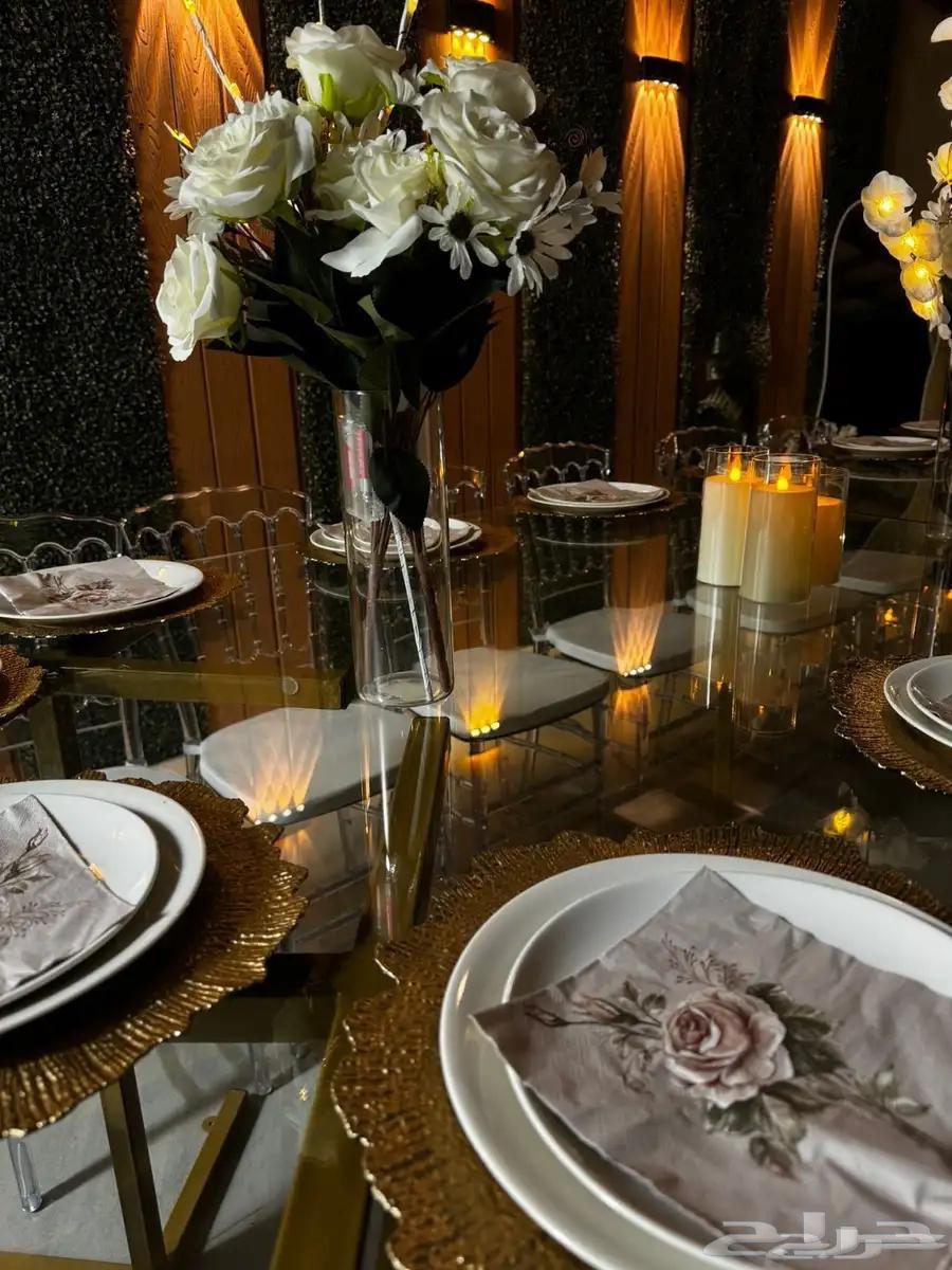Two dining tables and two buffet tables with 17 Ercilik chairs63668823999617110