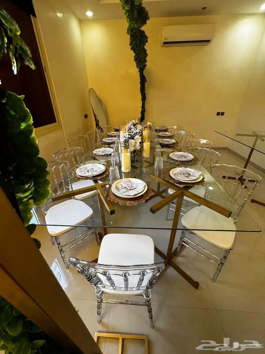 Two dining tables and two buffet tables with 17 Ercilik chairs63668823999617111