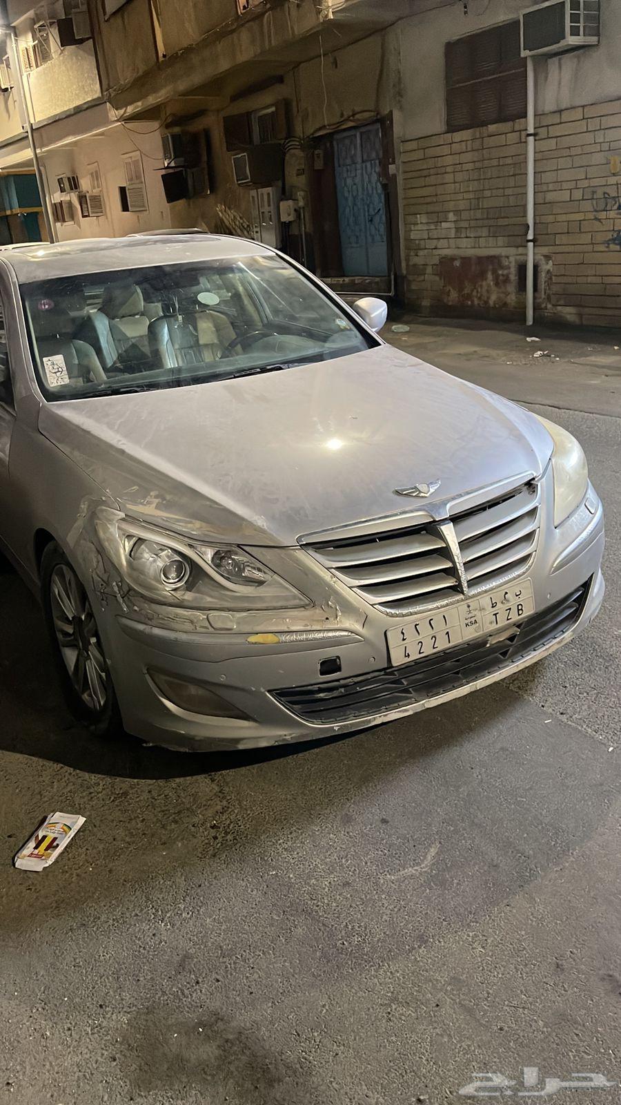 2013 Genesis for sale as parts63716431810306112