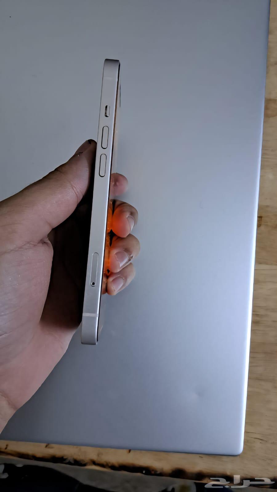 ايفون 1363671826565891112