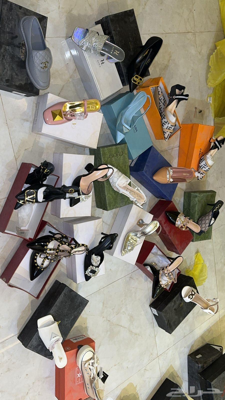 Branded Shoes63667997436163110