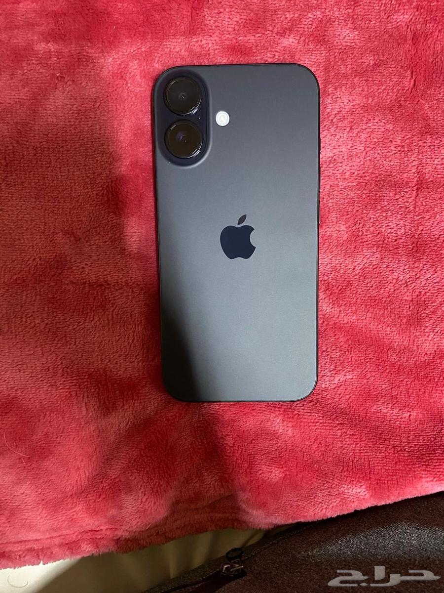 iPhone 16 in excellent condition63667813907201111