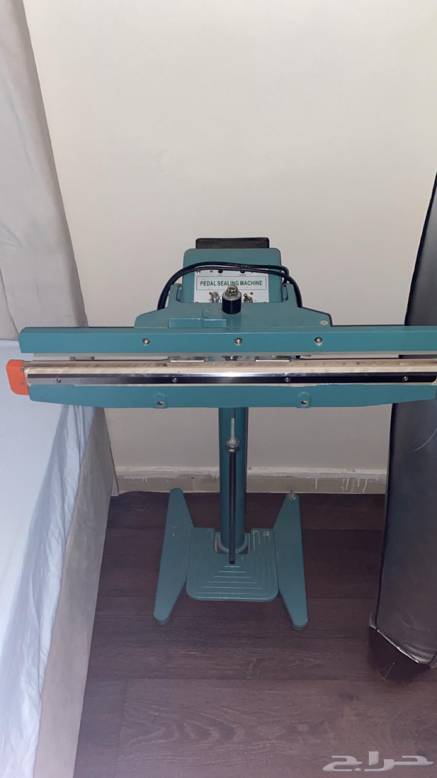 Thermal bag sealing machine63678744352769110