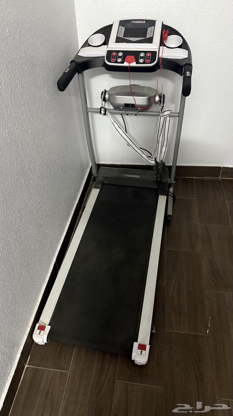 Treadmill for sale, almost new63699301123329114