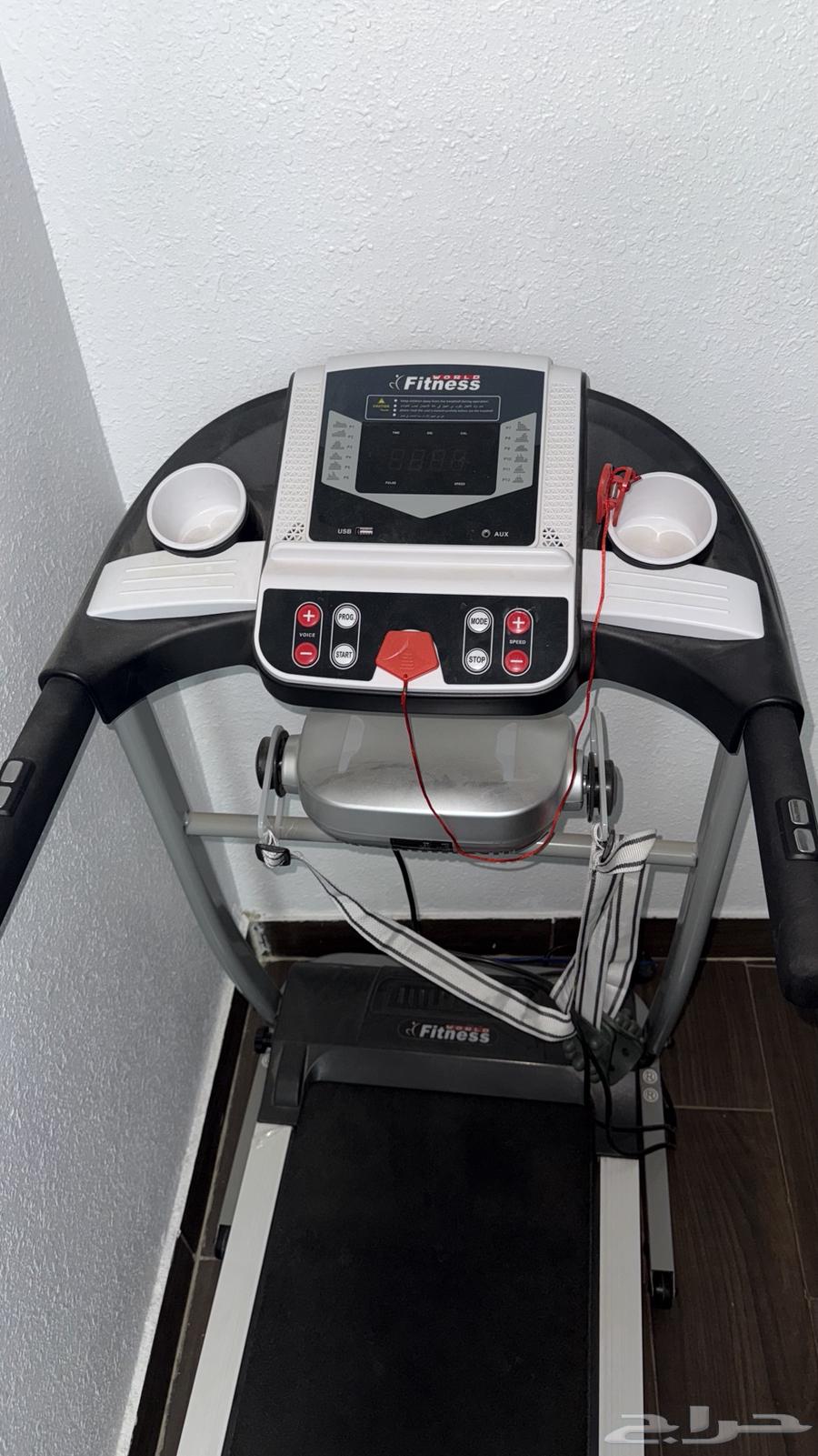 Treadmill for sale, almost new63699301123329112