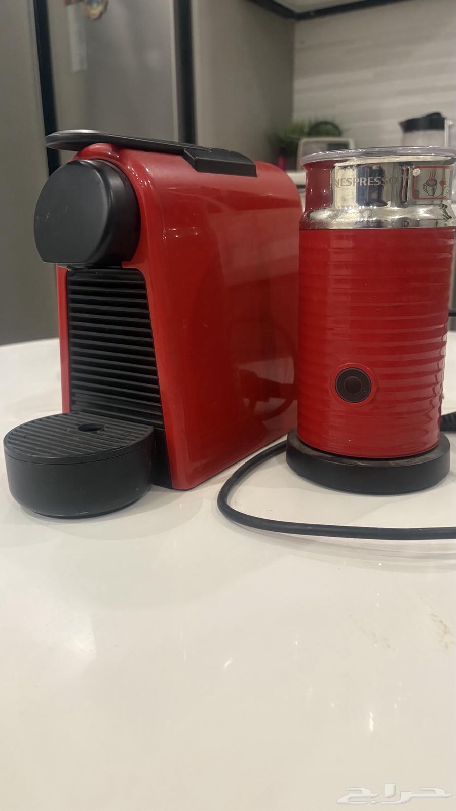 Nespresso coffee machine63675857751041112