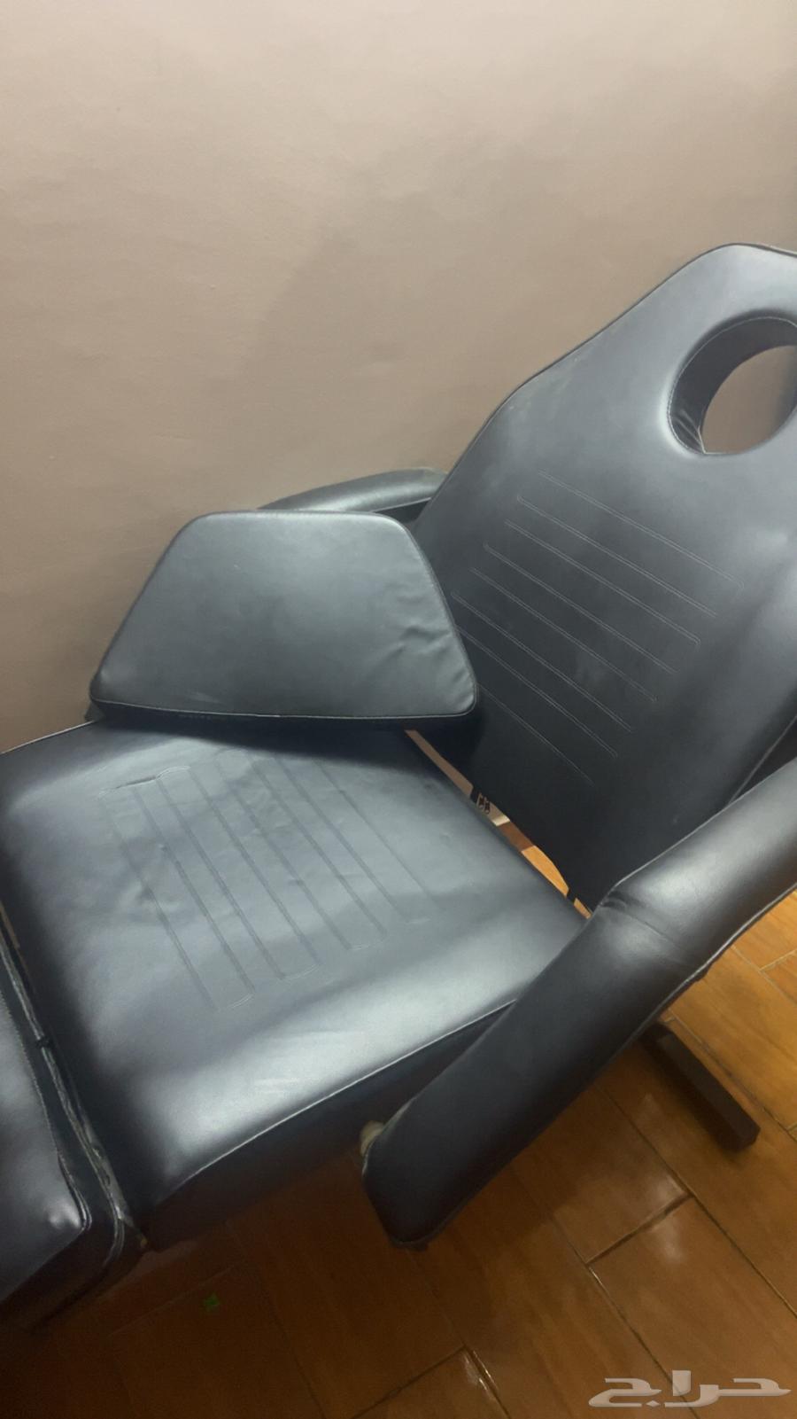 للبيع كرسي مساج بسعر 100 او 150 ريال63677764641923111