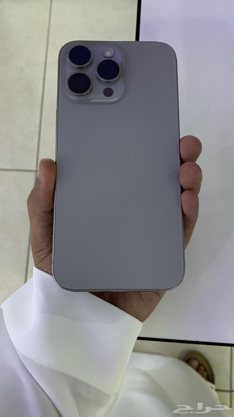 ايفون 15 برو ماكس 256 جيجا بطارية 100  بدون كرتون63699008962435110