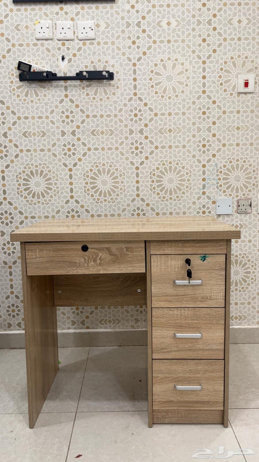 Desk Table63679658109187113