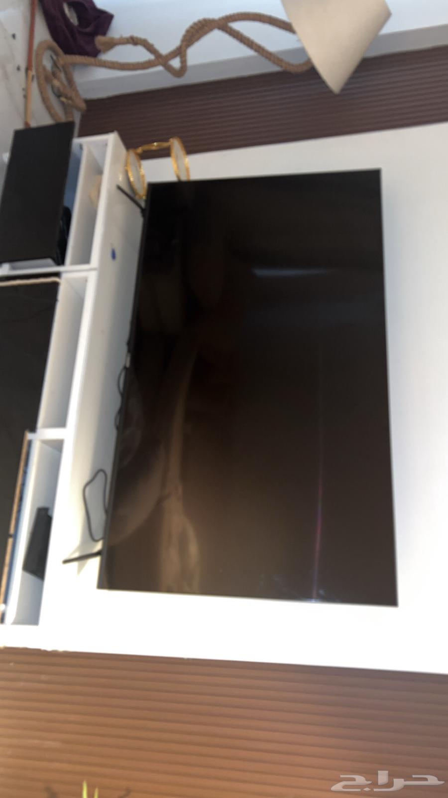 Toshiba 75 TV, clean and working, no defects63678114110466110