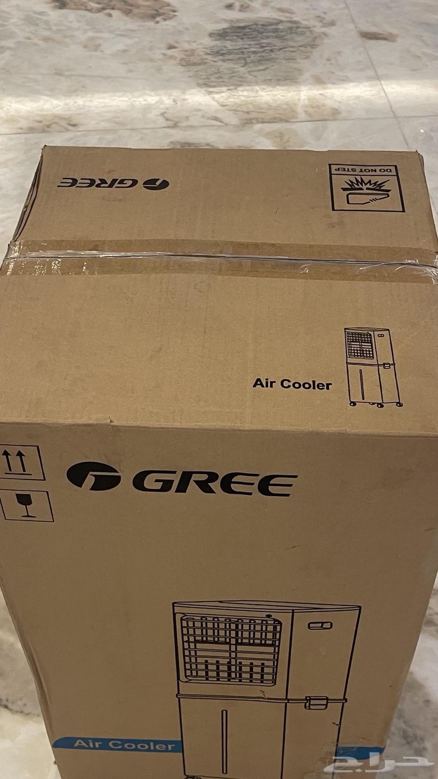 New desert cooler, never opened63679658061057111