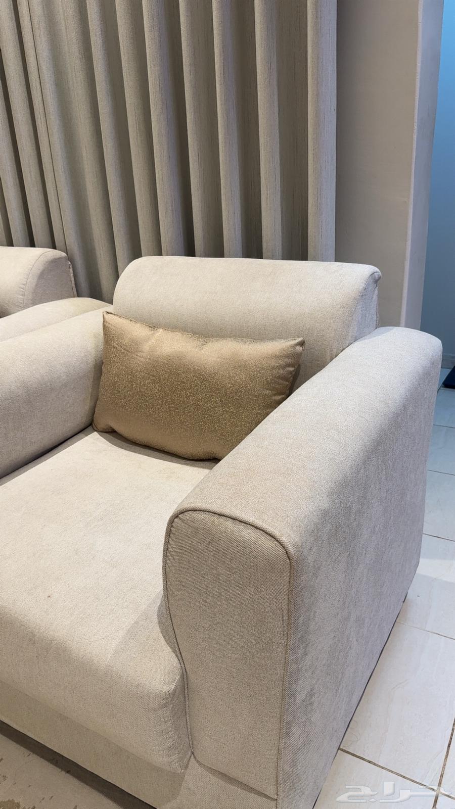 Single sofa63676292551939110