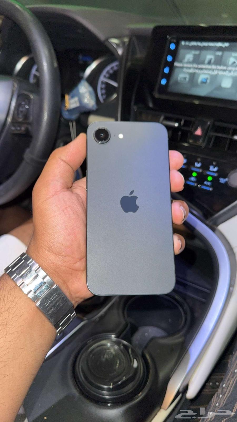 ايفون 16e63676028576386111