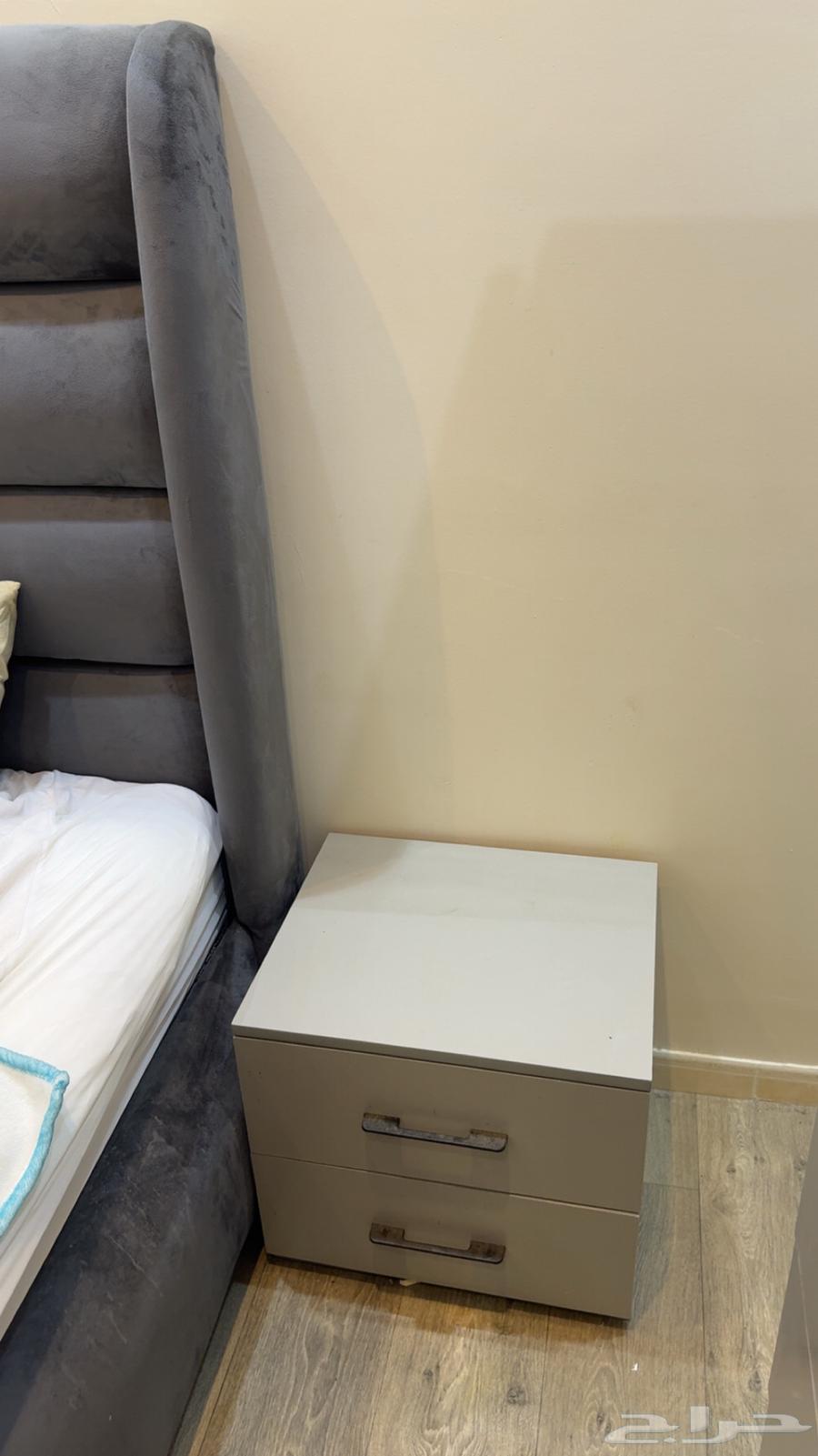 غرفة نوم للبيع63677343699970112