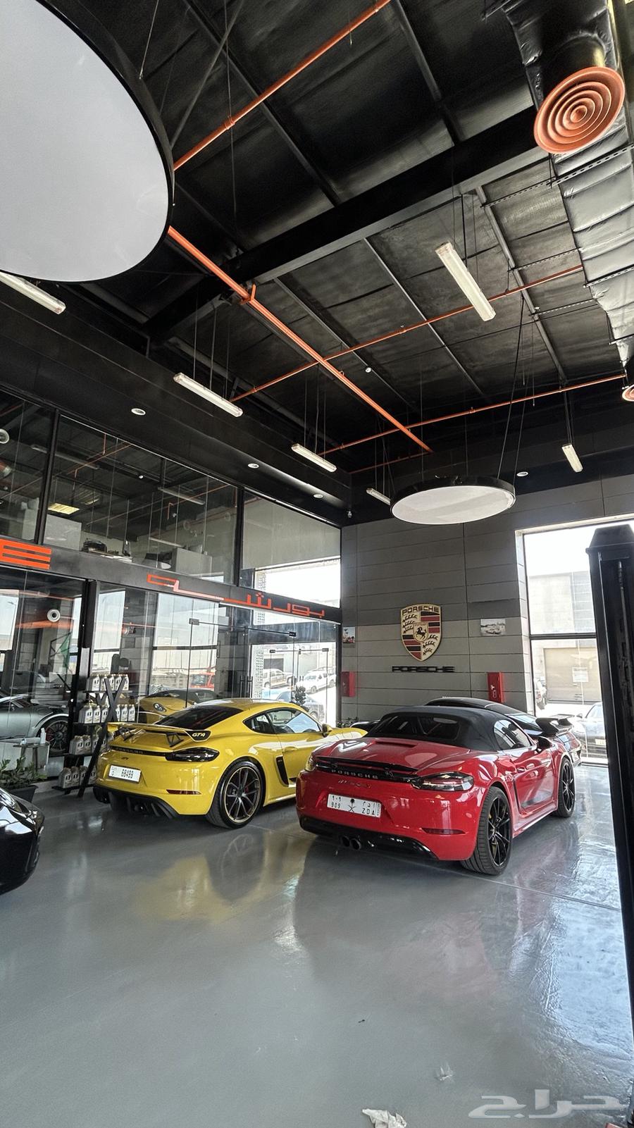 فحص وبرمجه وصيانه وقطع غيار سيارات بورش63732530328066110
