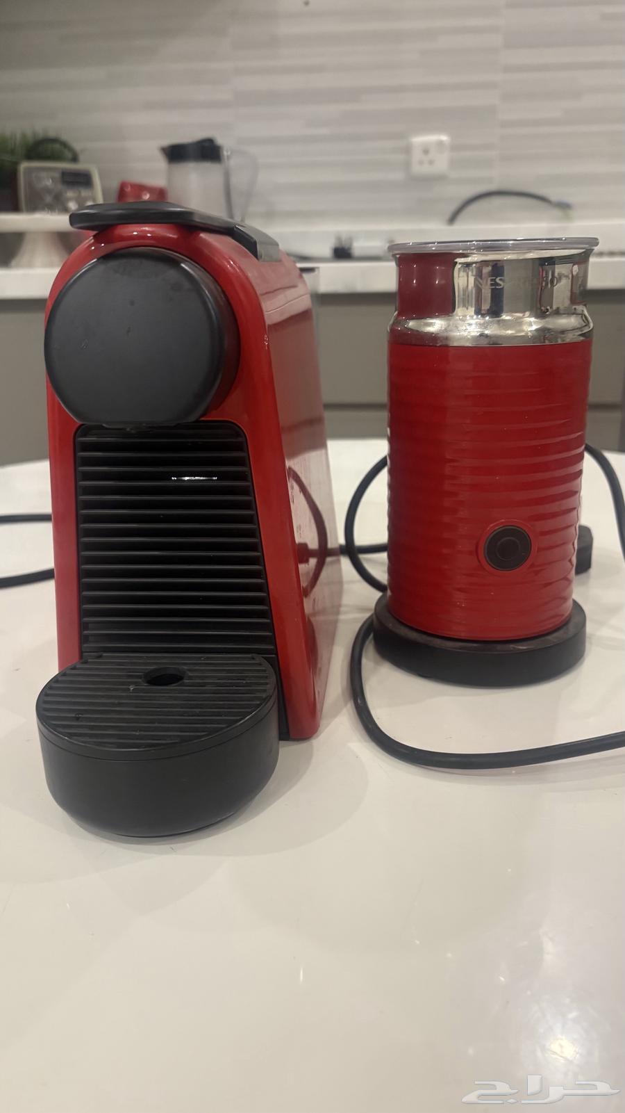 Nespresso coffee machine63675857751041110