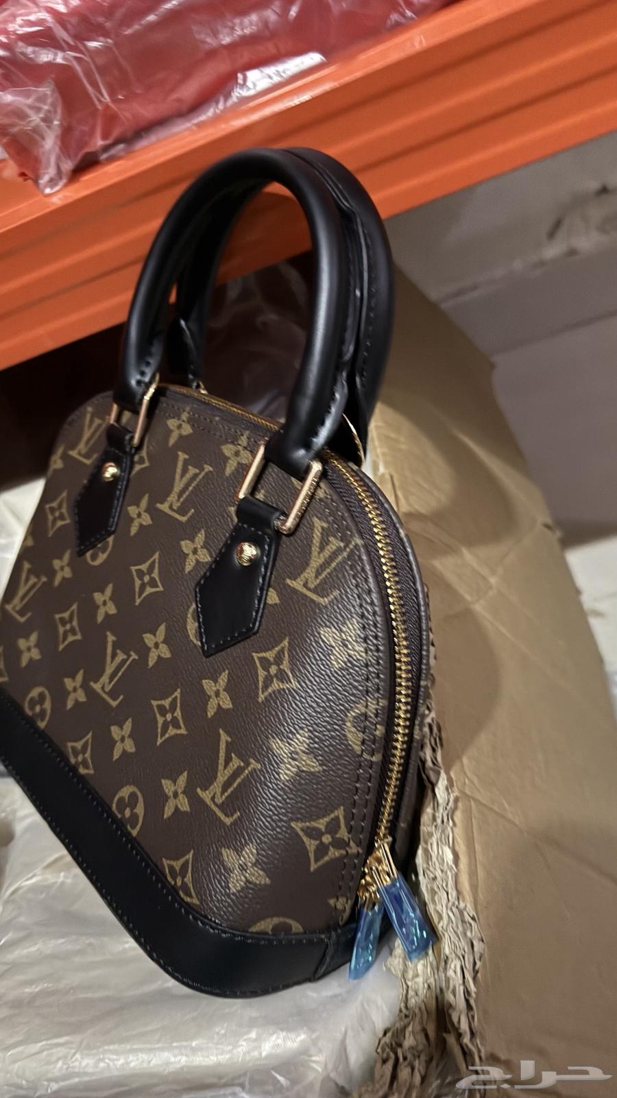 شنط LV63680911138179113