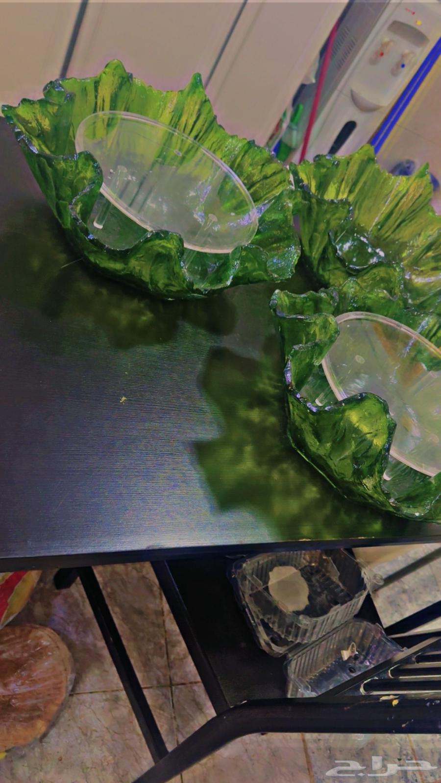 Luxury serving and distribution trays, each one 140, negotiable63678927133697112