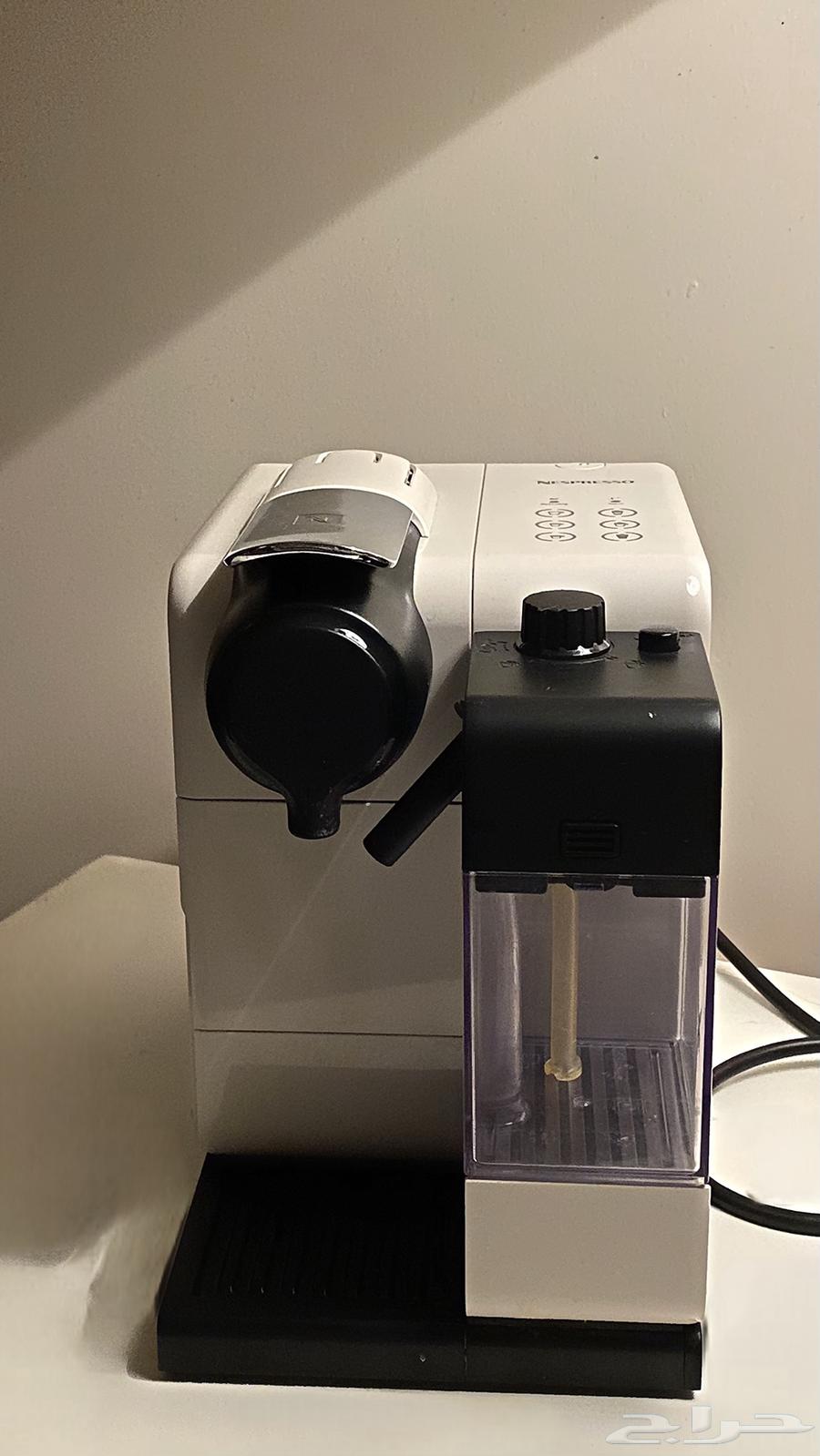 Nespresso machine with little use63676649008386112