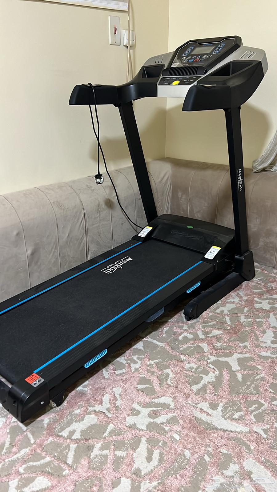 سير كهربائي جديد ونظيف63677260723201111